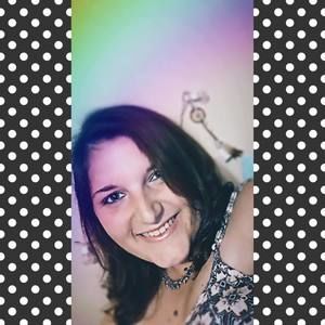 Meet your Posher, Celina